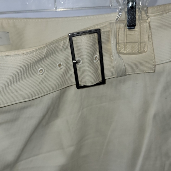 Women's Express brand Design Studio Editor Capri khaki pants - Picture 9 of 9